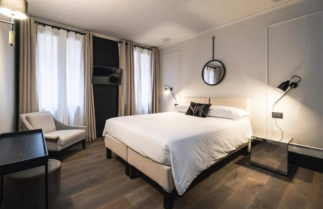 Luxury Santo Stefano-1